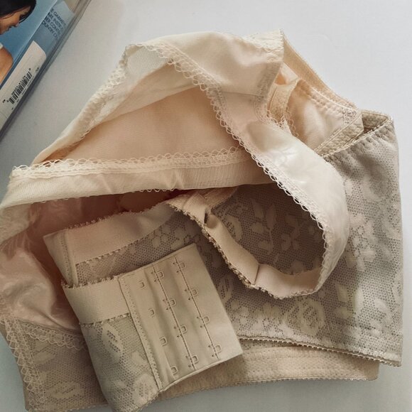 PLAYTEX  Women's 18 Hour Tagless Wirefree Bra NIP Size 48D - Picture 7 of 7